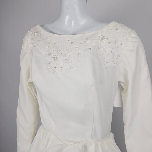 Vintage 60s White Beaded Lace Skirt Wedding Gown Size XS - Picture 2 of 12